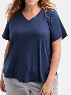 New V-Neck Short Sleeve Top NWT